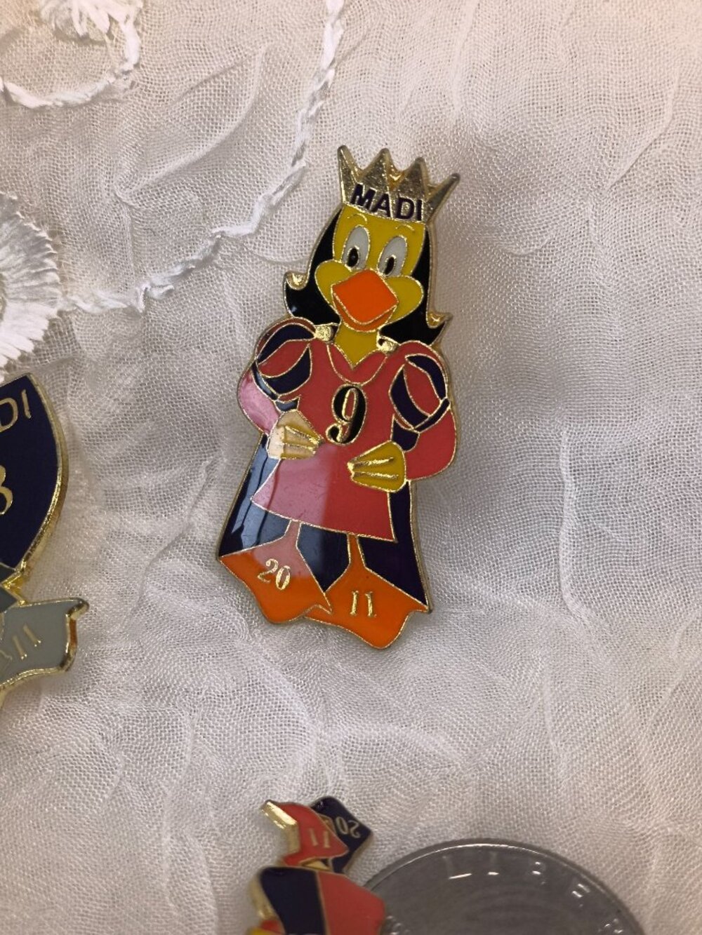 5 Madi 2011  ~ Massachusetts Destination Imagination Enamel Pins - Royal Designs - Picture 7 of 10